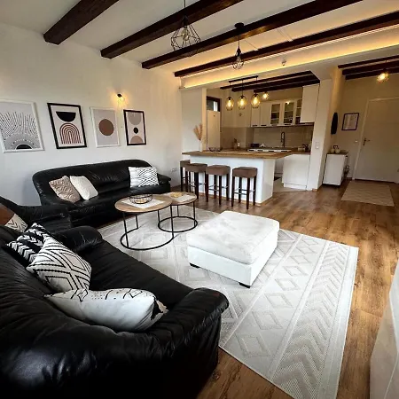 Nahorevo Getaway - Fairytale On The Hill Holiday home Sarajevo