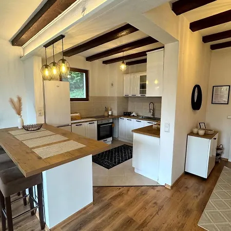 Nahorevo Getaway - Fairytale On The Hill