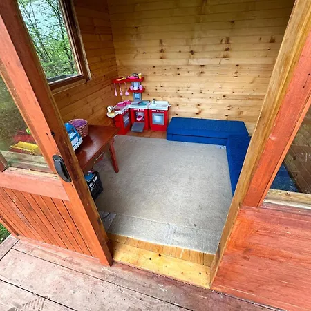 Nahorevo Getaway - Fairytale On The Hill *