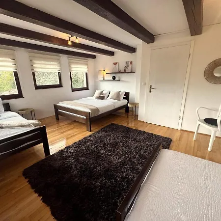 Nahorevo Getaway - Fairytale On The Hill Szarajevó